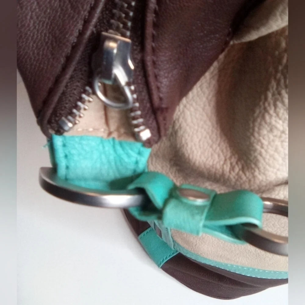 Kenneth Cole Women's Cream, Brown & Teal Hobo Handbag, Preowned, Genuine Leather